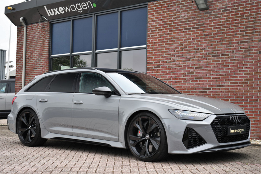 Audi RS6 Avant 4.0 TFSI quattro DynPlus Pano Nardo Design Sportuitl 4WS HUD ACC 22"