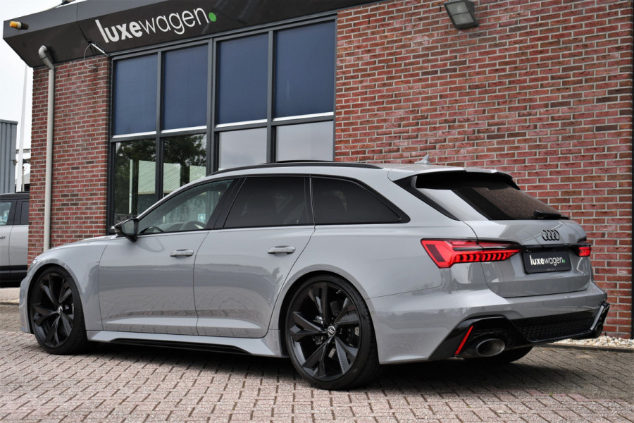 Audi RS6 Avant 4.0 TFSI quattro DynPlus Pano Nardo Design Sportuitl 4WS HUD ACC 22"