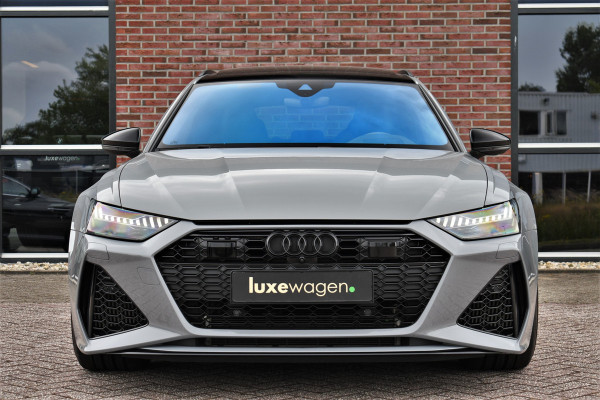 Audi RS6 Avant 4.0 TFSI quattro DynPlus Pano Nardo Design Sportuitl 4WS HUD ACC 22"