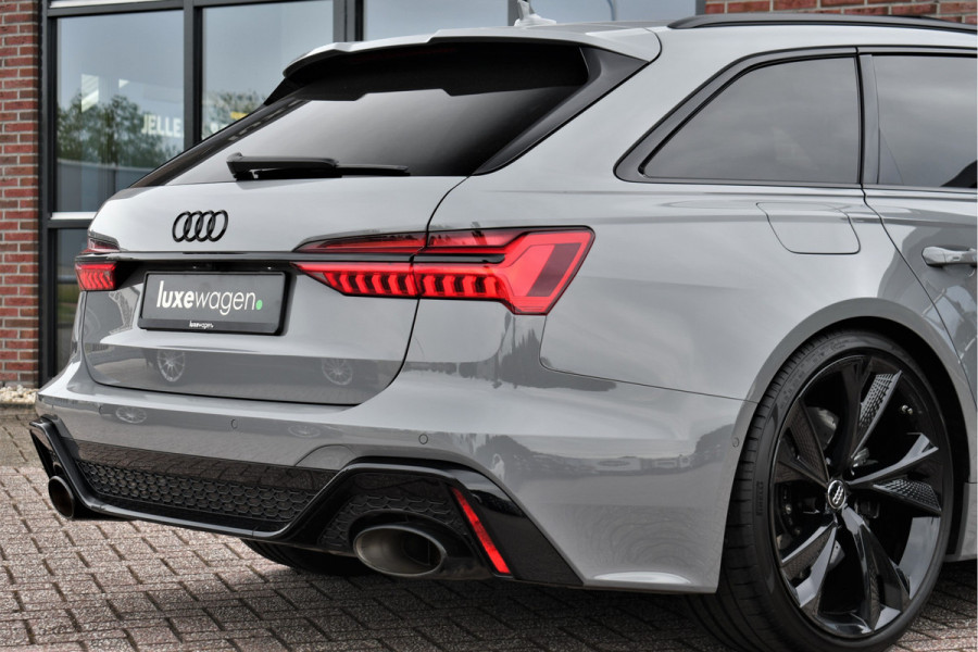 Audi RS6 Avant 4.0 TFSI quattro DynPlus Pano Nardo Design Sportuitl 4WS HUD ACC 22"