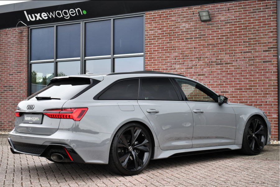 Audi RS6 Avant 4.0 TFSI quattro DynPlus Pano Nardo Design Sportuitl 4WS HUD ACC 22"