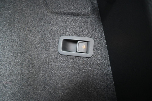 Seat Ateca 1.5 TSI FR Business Pano Virtual Trekhaak A.Cruise Sfeer Cam '21
