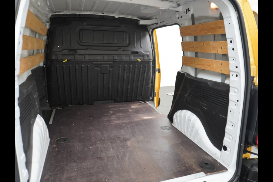 Opel Combo 1.5CDTI EURO6 9x Op voorraad! 3-Persoons Airco Cruise Control Bluetooth Elektr.ramen Elektr.spiegels+Verwarmd Centr.Vergr+ab. L1 Schuifdeur Betonplex vloer Lat om Lat betimmering