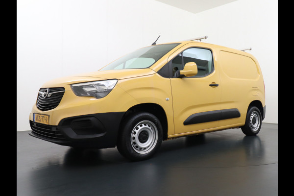 Opel Combo 1.5CDTI EURO6 9x Op voorraad! 3-Persoons Airco Cruise Control Bluetooth Elektr.ramen Elektr.spiegels+Verwarmd Centr.Vergr+ab. L1 Schuifdeur Betonplex vloer Lat om Lat betimmering