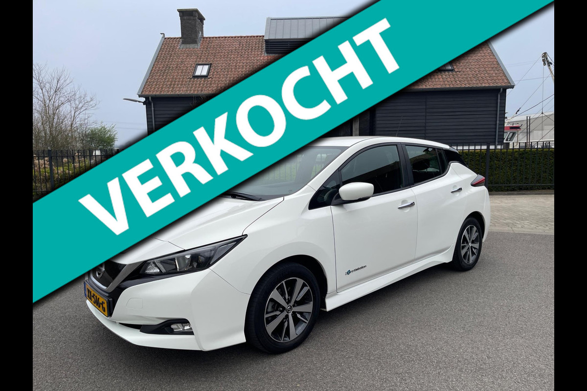 Nissan Leaf Acenta 40 kWh Navigatie Camera INCL BTW Nissan Leaf Acenta 40 kWh Navigatie Camera INCL BTW