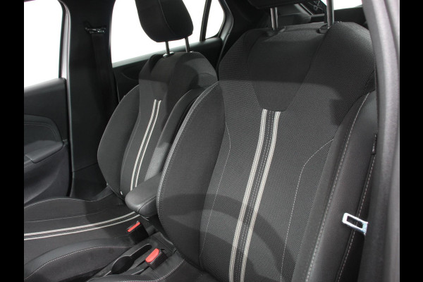 Opel Corsa 1.2 GS Achteruitrij camera Parkeersensoren Cruise control LED Verwarmde voorstoelen Stuurwiel verwarmd Climate control Apple carplay/ Android Auto