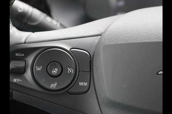 Opel Corsa 1.2 GS Achteruitrij camera Parkeersensoren Cruise control LED Verwarmde voorstoelen Stuurwiel verwarmd Climate control Apple carplay/ Android Auto