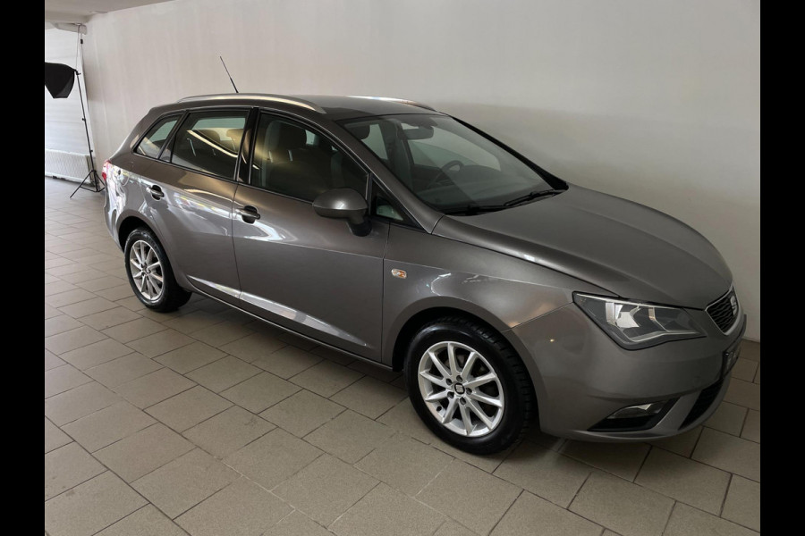 Seat Ibiza ST 1.0 EcoTSI Style Connect AIRCO NAVI CRUISE TREKHAAK PDC REGENSENSOR MULTI STUUR ZEER NETTE AUTO
