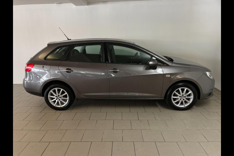Seat Ibiza ST 1.0 EcoTSI Style Connect AIRCO NAVI CRUISE TREKHAAK PDC REGENSENSOR MULTI STUUR ZEER NETTE AUTO