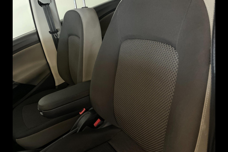 Seat Ibiza ST 1.0 EcoTSI Style Connect AIRCO NAVI CRUISE TREKHAAK PDC REGENSENSOR MULTI STUUR ZEER NETTE AUTO