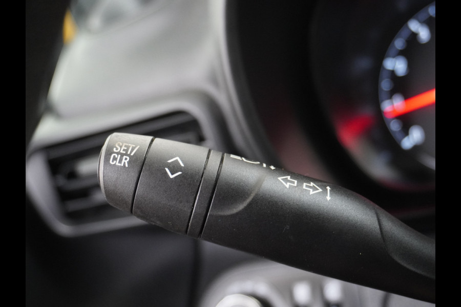 Opel Combo 1.5D L1H1 Edition Airco Cruise Control Bluetooth Elektr.ramen Elektr.spiegels+Verwarmd Centr.Vergr+ab. Schuifdeur Betonplex vloer Lat om Lat betimmering
