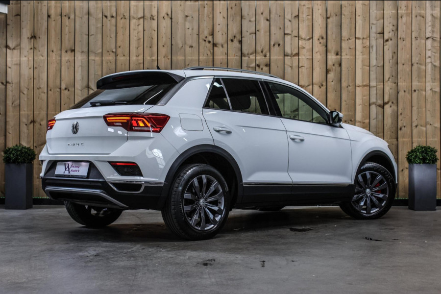 Volkswagen T-Roc 1.5 TSI Sport *Virtual*Led*DSG*Trekhaak*1e Eigenaar*