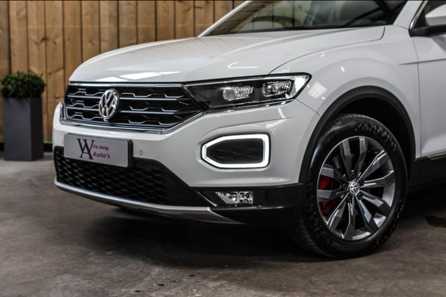 Volkswagen T-Roc 1.5 TSI Sport *Virtual*Led*DSG*Trekhaak*1e Eigenaar*