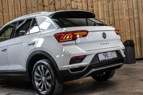 Volkswagen T-Roc 1.5 TSI Sport *Virtual*Led*DSG*Trekhaak*1e Eigenaar*