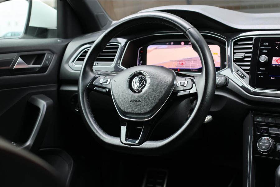 Volkswagen T-Roc 1.5 TSI Sport *Virtual*Led*DSG*Trekhaak*1e Eigenaar*