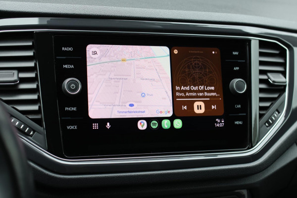 Volkswagen T-Roc 1.5 TSI Sport *Virtual*Led*DSG*Trekhaak*1e Eigenaar*