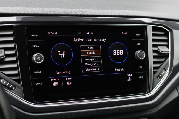 Volkswagen T-Roc 1.5 TSI Sport *Virtual*Led*DSG*Trekhaak*1e Eigenaar*