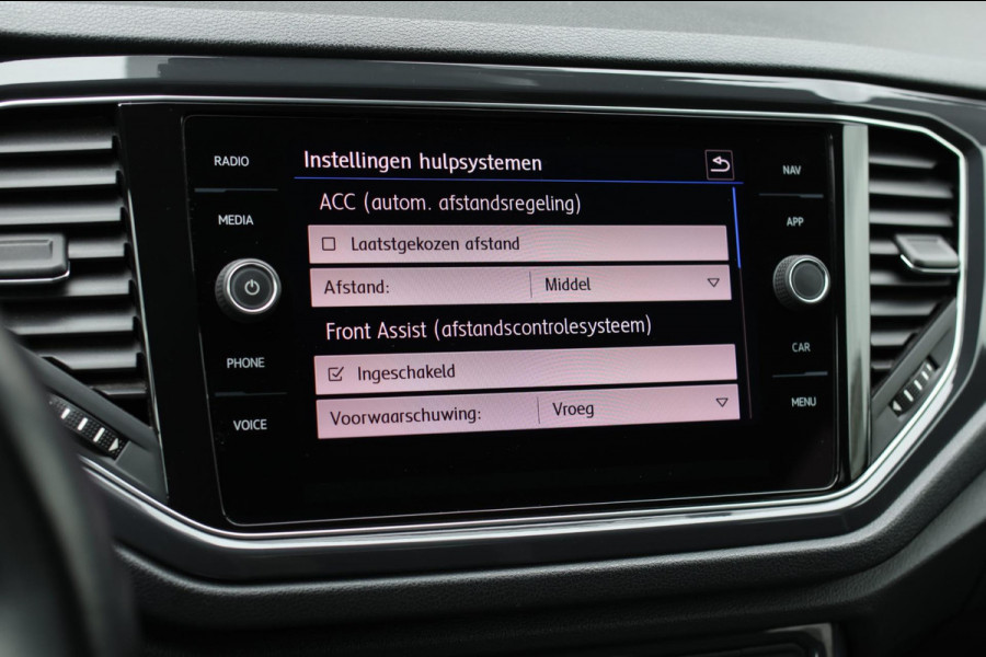 Volkswagen T-Roc 1.5 TSI Sport *Virtual*Led*DSG*Trekhaak*1e Eigenaar*