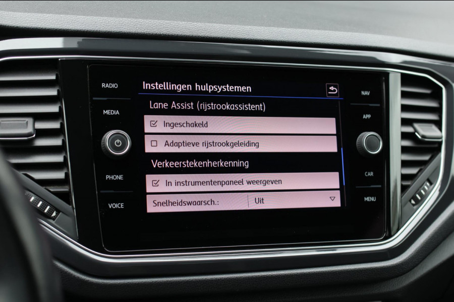 Volkswagen T-Roc 1.5 TSI Sport *Virtual*Led*DSG*Trekhaak*1e Eigenaar*