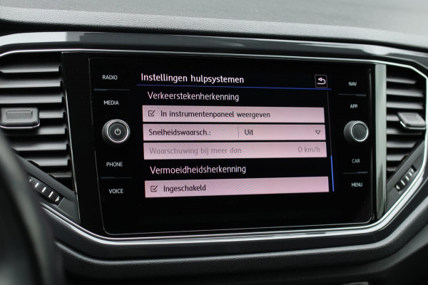 Volkswagen T-Roc 1.5 TSI Sport *Virtual*Led*DSG*Trekhaak*1e Eigenaar*