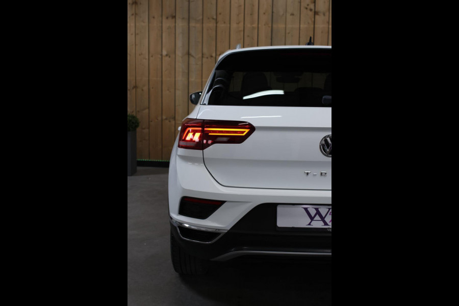 Volkswagen T-Roc 1.5 TSI Sport *Virtual*Led*DSG*Trekhaak*1e Eigenaar*