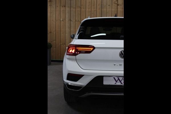 Volkswagen T-Roc 1.5 TSI Sport *Virtual*Led*DSG*Trekhaak*1e Eigenaar*