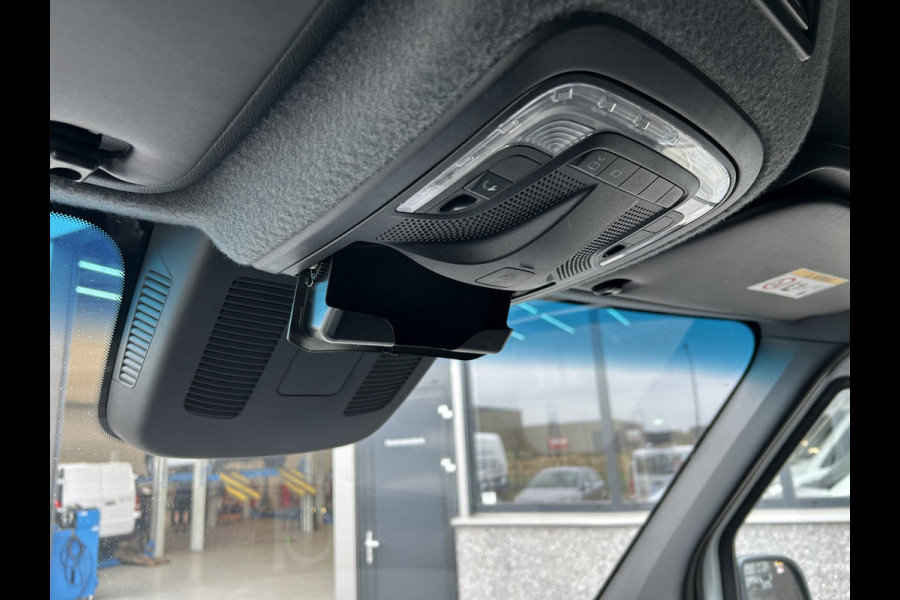 Mercedes-Benz Sprinter 319 CDI L2 H2 3.0 V6 / 3500KG Trekhaak / 360 Camera / MBUX / Navigatie / Cruise control / Airco / 270 Graden achterdeuren