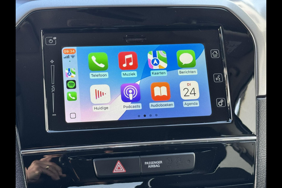 Suzuki Vitara 1.5 Hybrid Select Adaptive cruise control Climate control Apple / Android Carplay Stoelverwarming