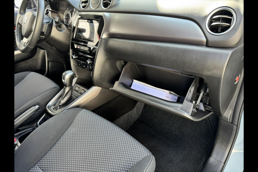 Suzuki Vitara 1.5 Hybrid Select Adaptive cruise control Climate control Apple / Android Carplay Stoelverwarming