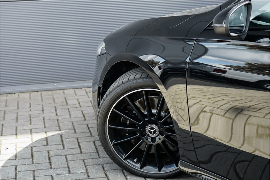 Mercedes-Benz A-Klasse 250 Premium Plus AMG-Line Night Pano Burmester Ambiente