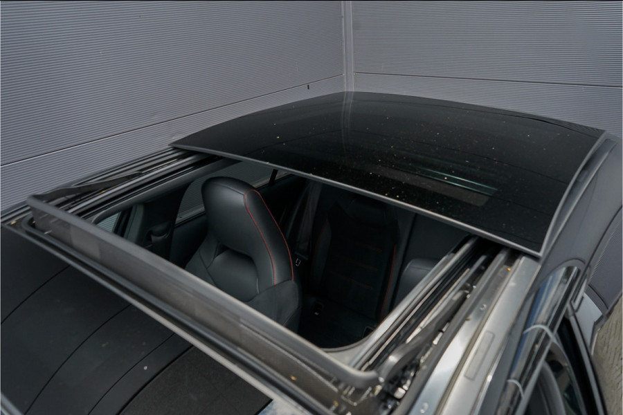 Mercedes-Benz A-Klasse 250 Premium Plus AMG-Line Night Pano Burmester Ambiente