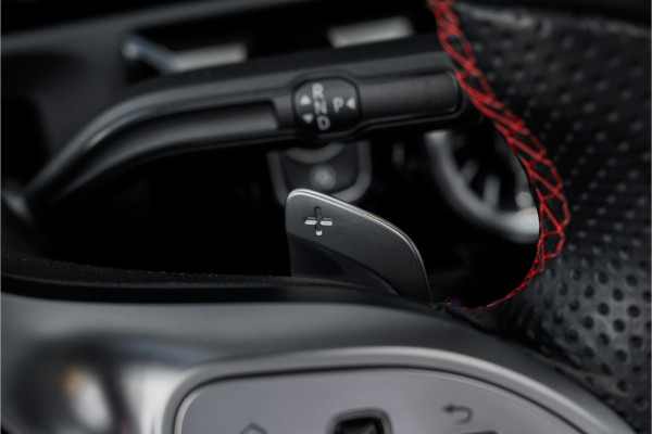 Mercedes-Benz A-Klasse 250 Premium Plus AMG-Line Night Pano Burmester Ambiente