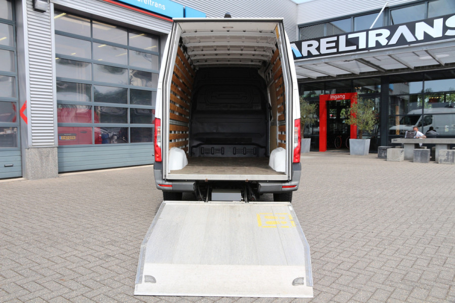 Mercedes-Benz Sprinter 311 CDI | Aut. | Laadklep | Mbux | Navi | Camera | Clima..