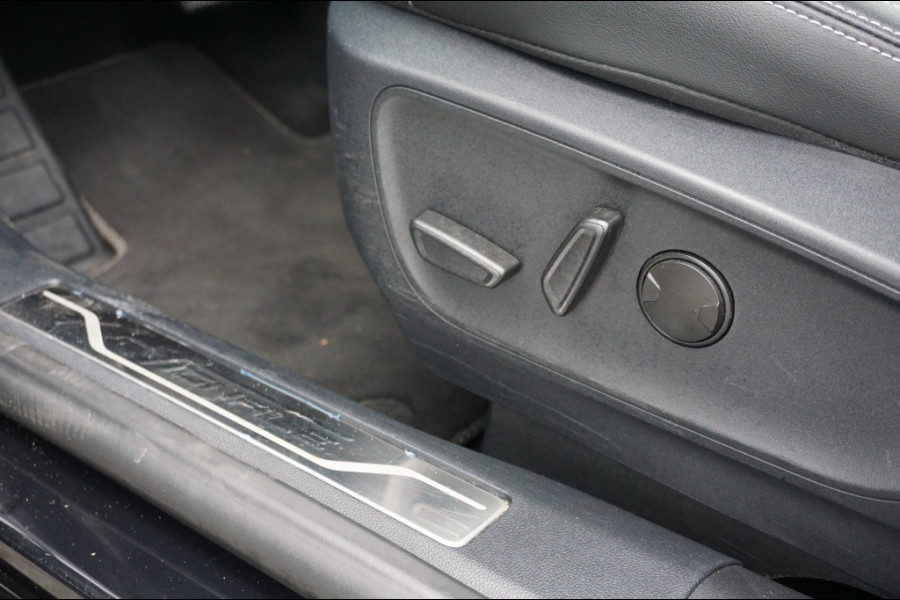 Ford Kuga PHEV Vignale AUTOMAAT ADAPTIVE | LEER | HEAD-UP | MEEST LUXE!