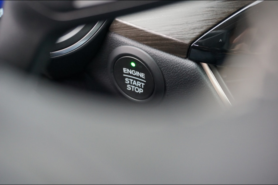 Ford Kuga PHEV Vignale AUTOMAAT ADAPTIVE | LEER | HEAD-UP | MEEST LUXE!