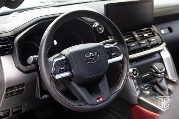 Toyota Land Cruiser 300 3.5 V6 TT GR Sport