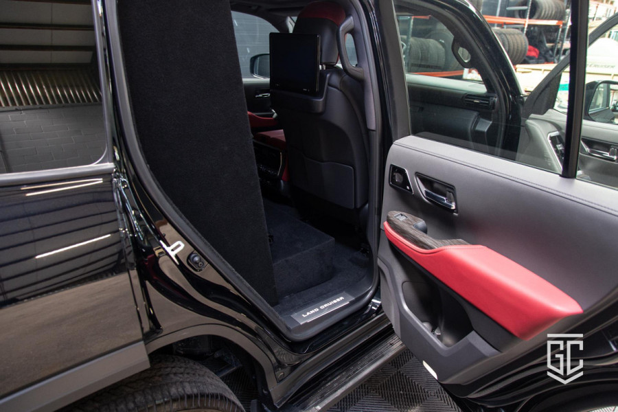 Toyota Land Cruiser 300 3.5 V6 TT GR Sport