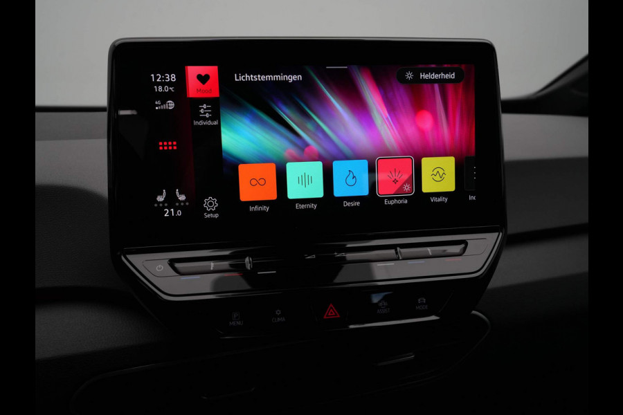 Volkswagen ID.3 Life 58 kWh Navigatie Pdc Stoelverwarming Acc Demo TH