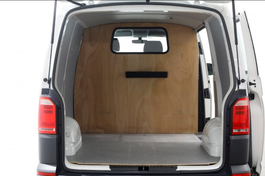 Volkswagen Transporter T6 2.0 TSI L1H1 Benzine DSG-Automaat Comfortline Achterklep 12-2018