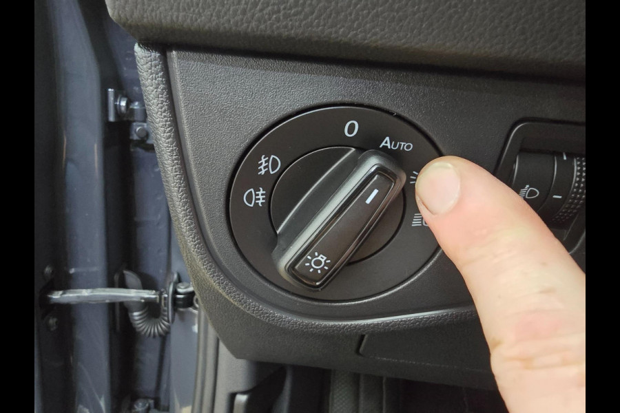 Volkswagen Polo Occasion 1.0 TSI luxe versie met adapt. cruise en carplay | Unieke kleur donkergrijs | Tweedehands Volkswagen polo