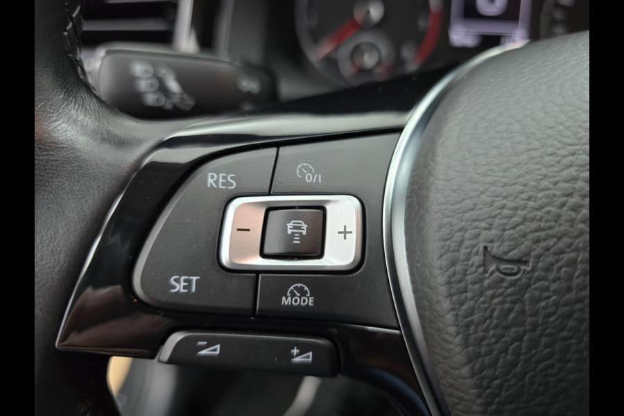 Volkswagen Polo Occasion 1.0 TSI luxe versie met adapt. cruise en carplay | Unieke kleur donkergrijs | Tweedehands Volkswagen polo
