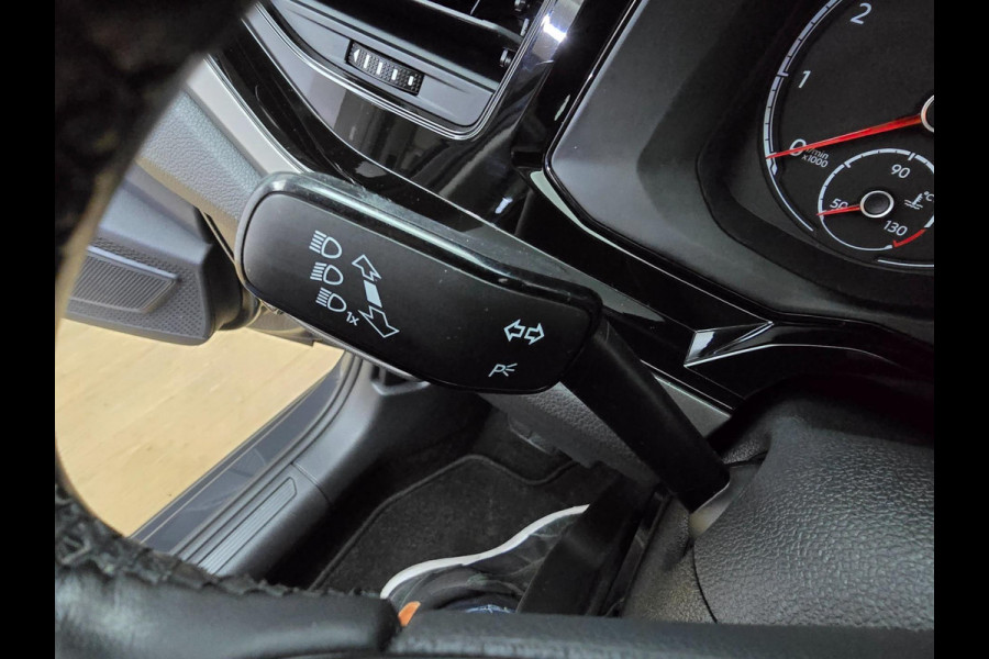 Volkswagen Polo Occasion 1.0 TSI luxe versie met adapt. cruise en carplay | Unieke kleur donkergrijs | Tweedehands Volkswagen polo