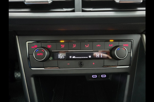 Volkswagen Polo Occasion 1.0 TSI luxe versie met adapt. cruise en carplay | Unieke kleur donkergrijs | Tweedehands Volkswagen polo