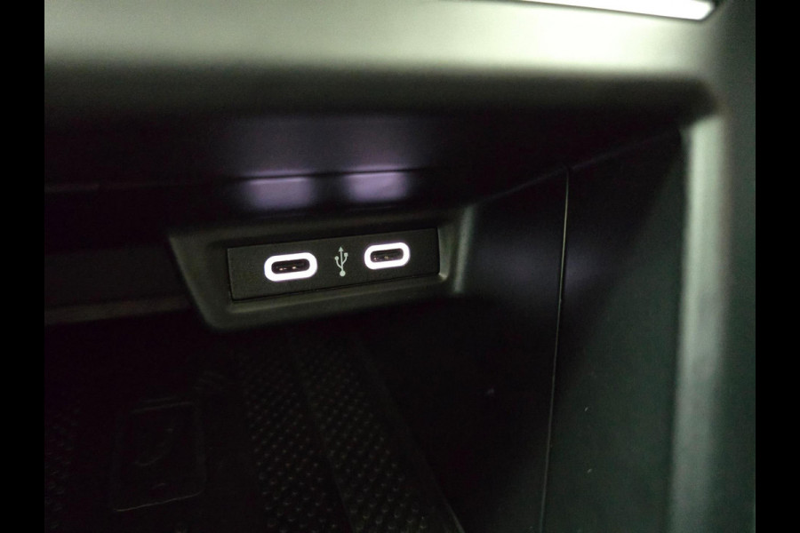 Volkswagen Polo Occasion 1.0 TSI luxe versie met adapt. cruise en carplay | Unieke kleur donkergrijs | Tweedehands Volkswagen polo
