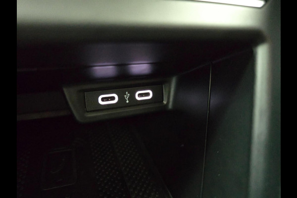 Volkswagen Polo Occasion 1.0 TSI luxe versie met adapt. cruise en carplay | Unieke kleur donkergrijs | Tweedehands Volkswagen polo