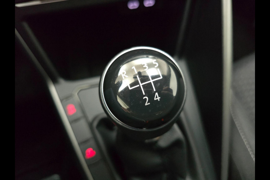 Volkswagen Polo Occasion 1.0 TSI luxe versie met adapt. cruise en carplay | Unieke kleur donkergrijs | Tweedehands Volkswagen polo