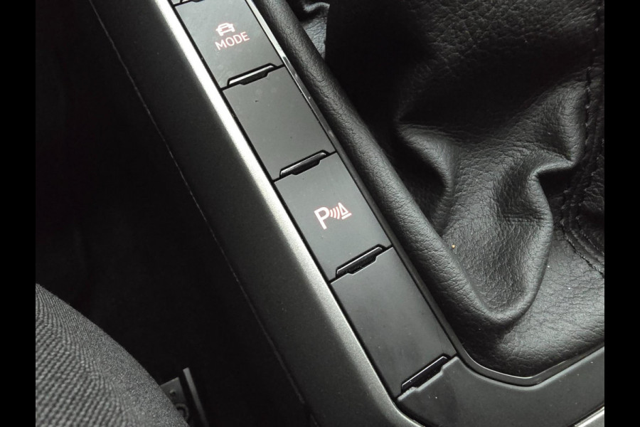 Volkswagen Polo Occasion 1.0 TSI luxe versie met adapt. cruise en carplay | Unieke kleur donkergrijs | Tweedehands Volkswagen polo