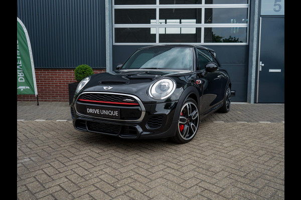 MINI John Cooper Works | Kuipstoelen | geen OPF! | Stoelverwarming | LED | Parkeersensoren