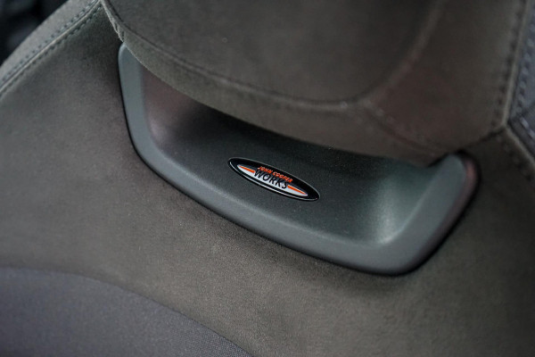 MINI John Cooper Works | Kuipstoelen | geen OPF! | Stoelverwarming | LED | Parkeersensoren