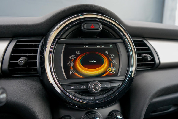 MINI John Cooper Works | Kuipstoelen | geen OPF! | Stoelverwarming | LED | Parkeersensoren